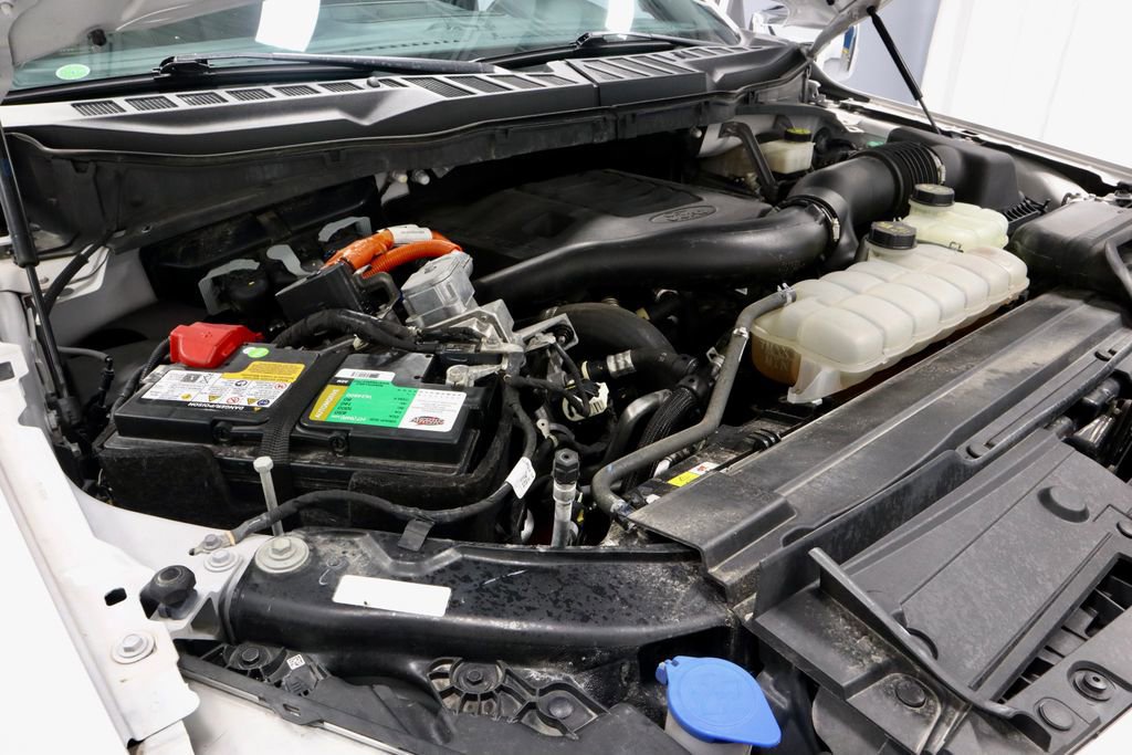 Certified 2021 Ford F150 Platinum w/ Equipment Group 701A High image 17