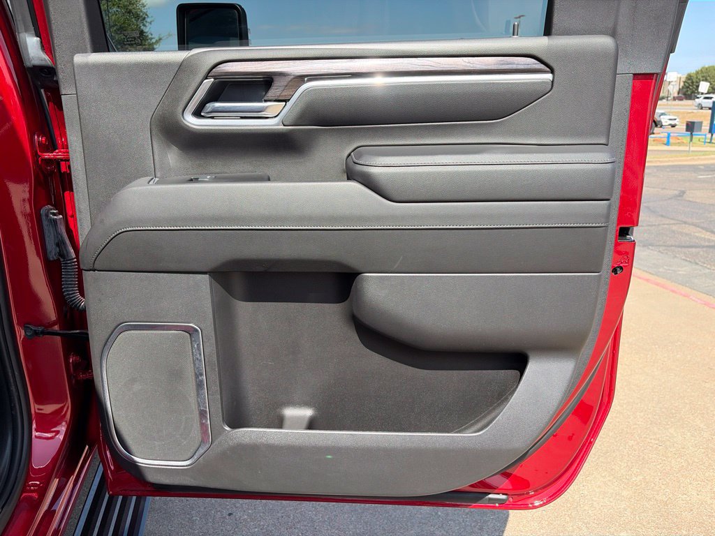 Used 2025 Chevrolet Silverado 2500 LTZ w/ Trail Boss Package AWD/4WD image 13