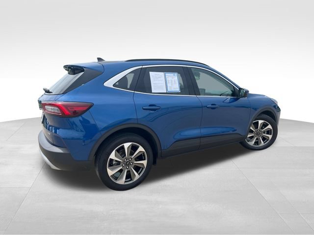Certified 2023 Ford Escape Platinum FWD image 6