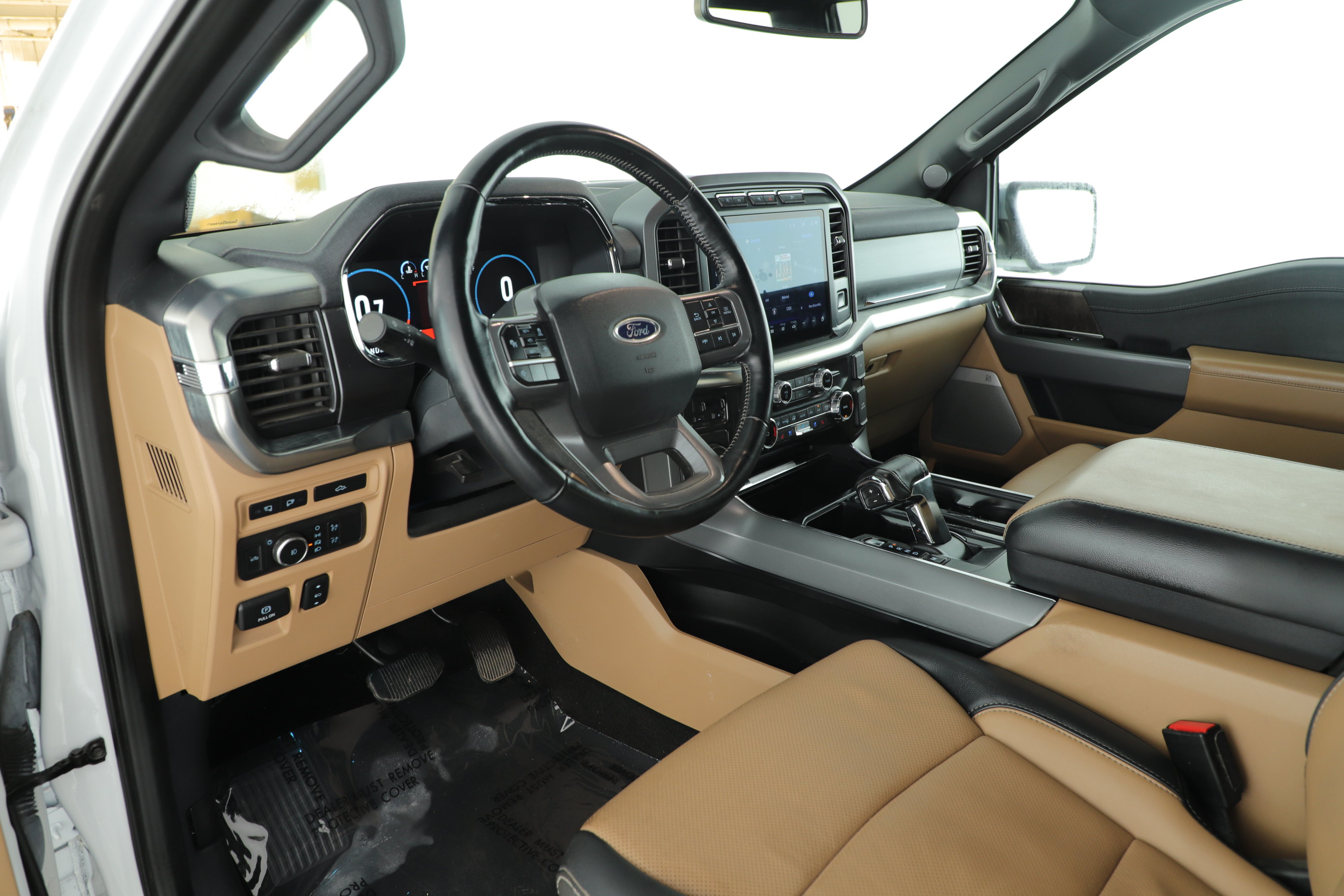 Certified 2022 Ford F150 Lariat RWD image 8