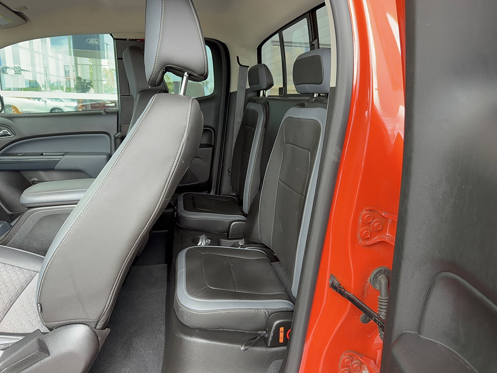 Used 2021 Chevrolet Colorado Z71 AWD/4WD image 13