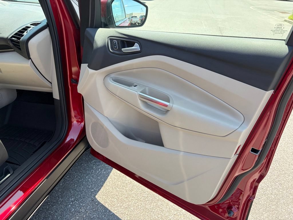 Certified 2017 Ford Escape Titanium AWD/4WD image 21