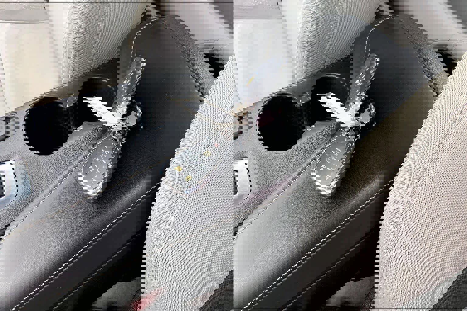 Used 2019 Chevrolet Camaro LT image 13