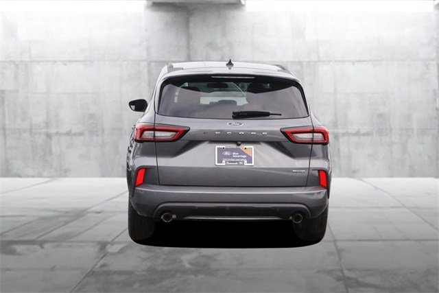 Certified 2024 Ford Escape ST-Line image 4