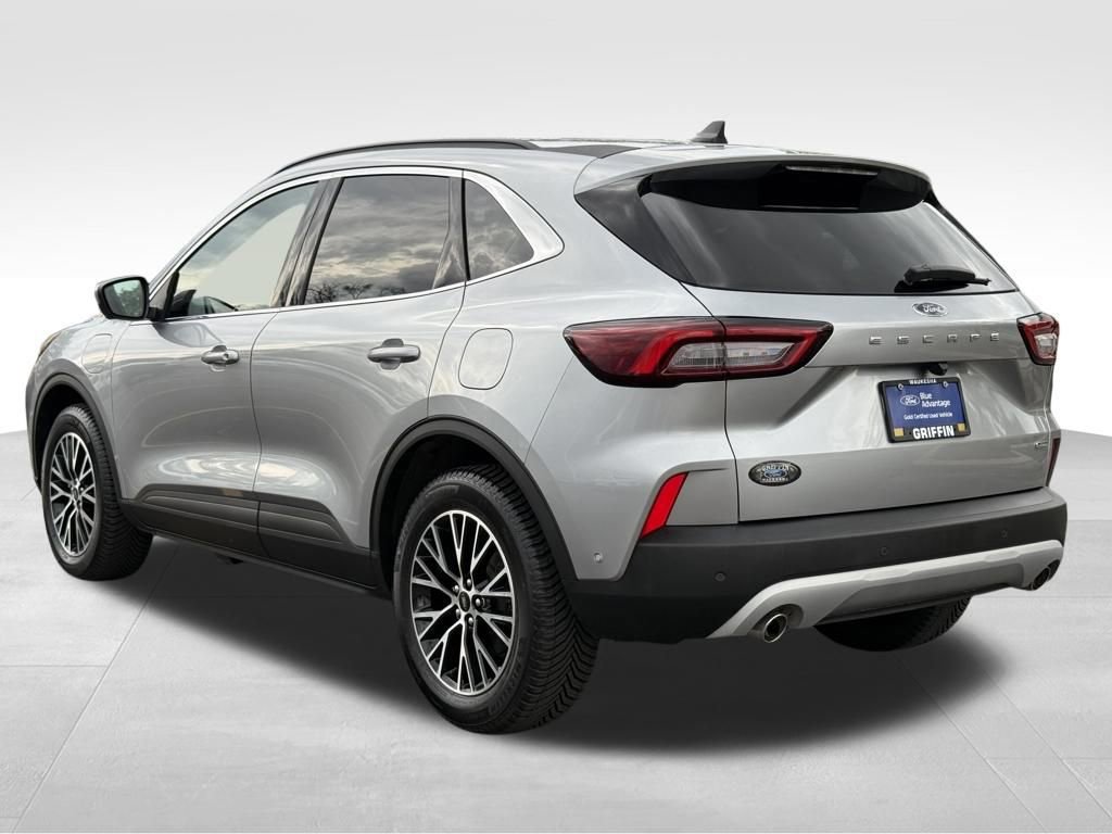 Certified 2023 Ford Escape SE w/ PHEV Premium Package image 5