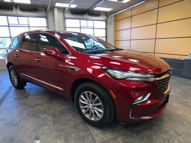 Used 2022 Buick Enclave Essence