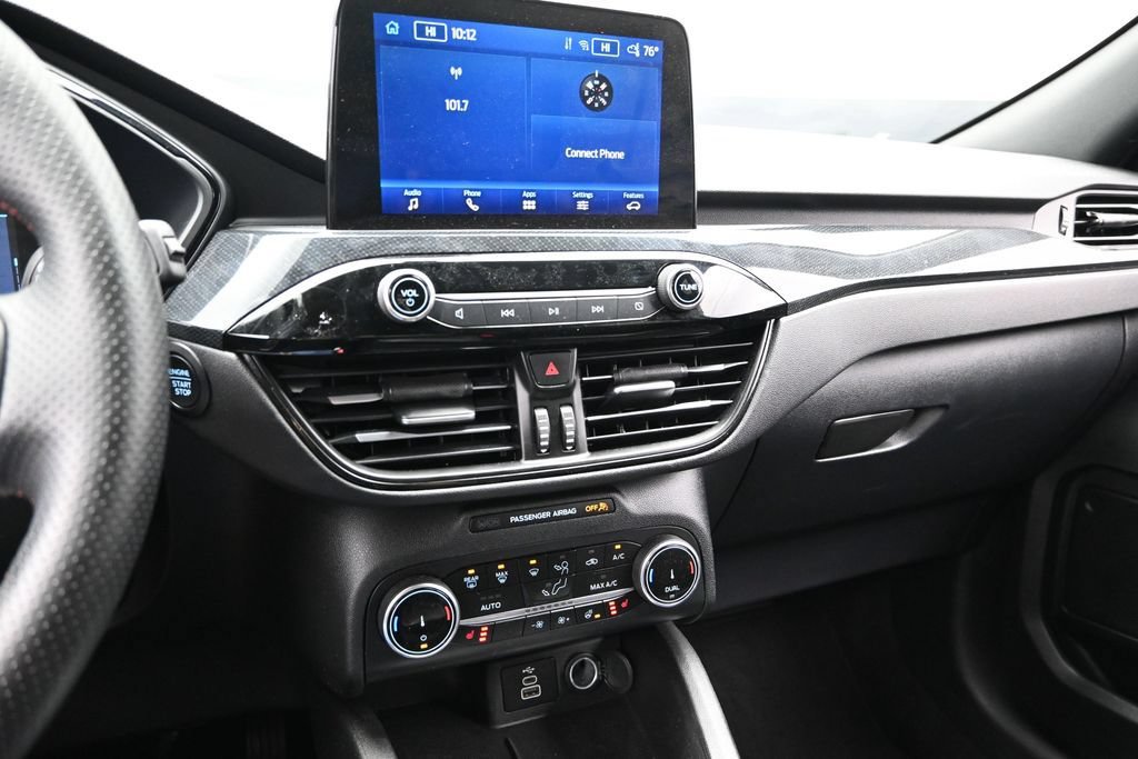 Certified 2025 Ford Escape ST-Line Select AWD/4WD image 32