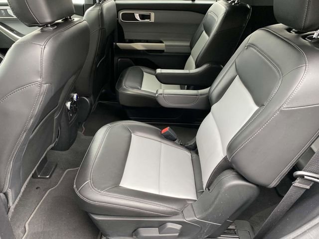 Certified 2022 Ford Explorer XLT w/ Equipment Group 202A image 16