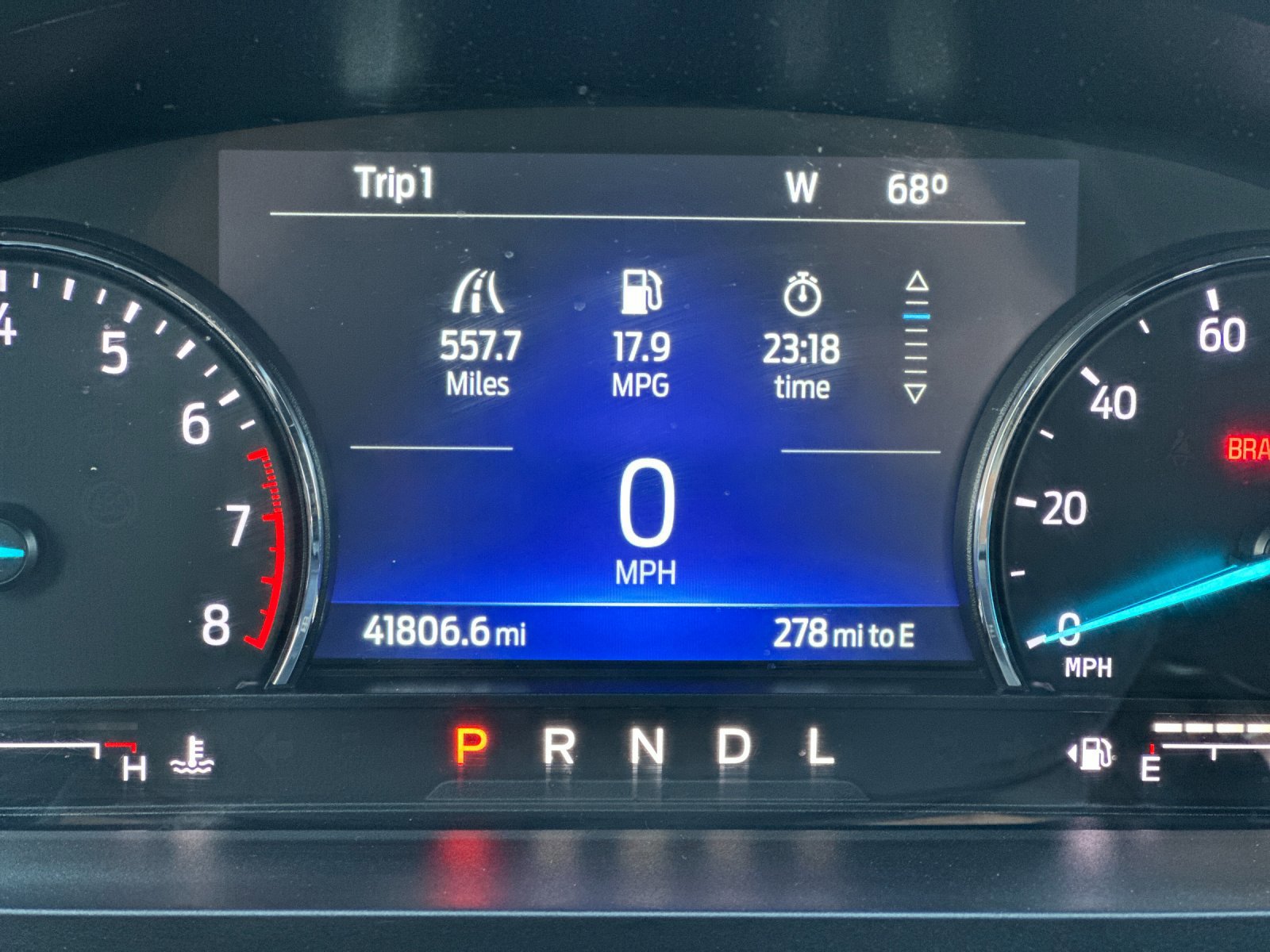 Certified 2022 Ford Explorer XLT w/ Class IV Trailer Tow Package image 29