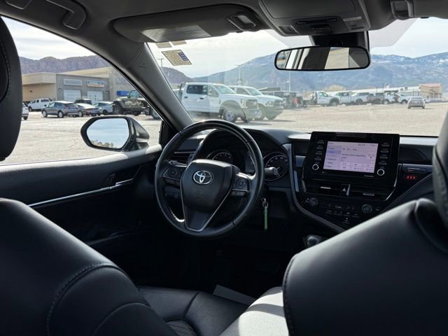 Used 2024 Toyota Camry SE image 18