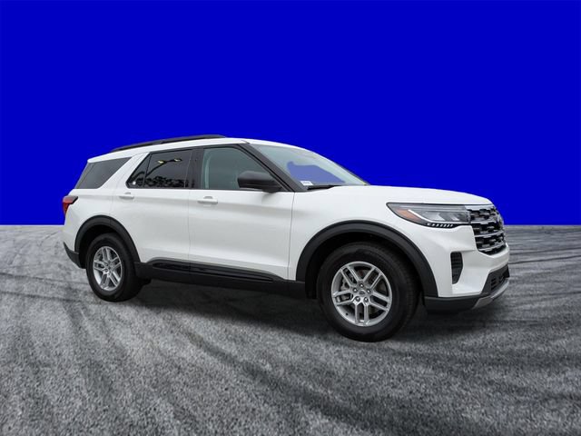 Certified 2026 Ford Explorer Active RWD image 2