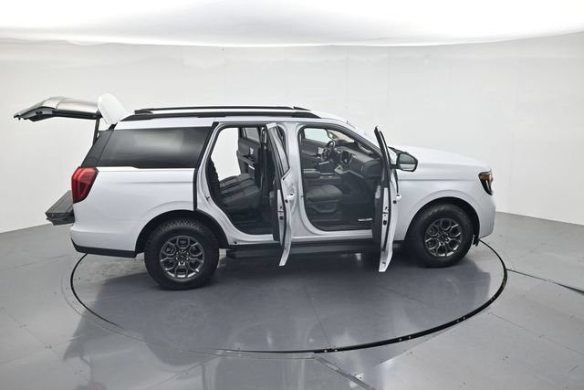 Certified 2025 Ford Expedition Active RWD image 52