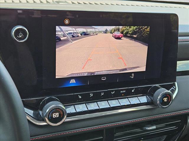 Used 2023 Chevrolet Colorado Z71 w/ Z71 Convenience Package 2 image 15