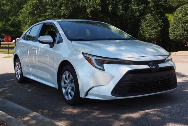 Used 2024 Toyota Corolla LE