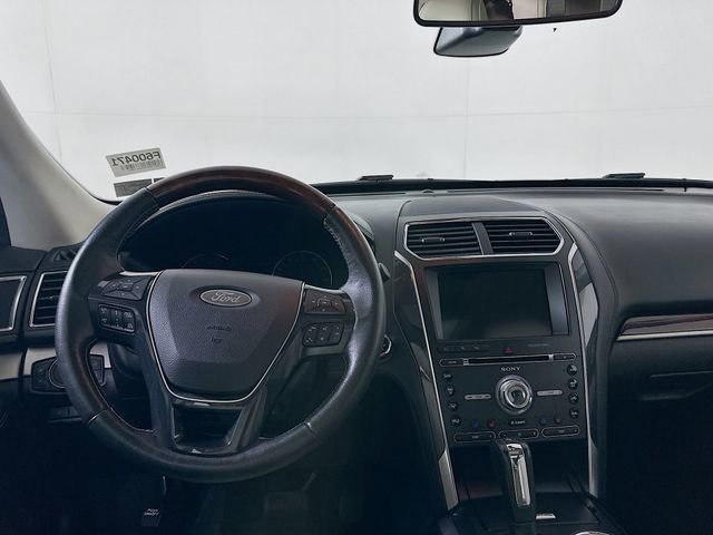 Certified 2017 Ford Explorer Platinum image 26