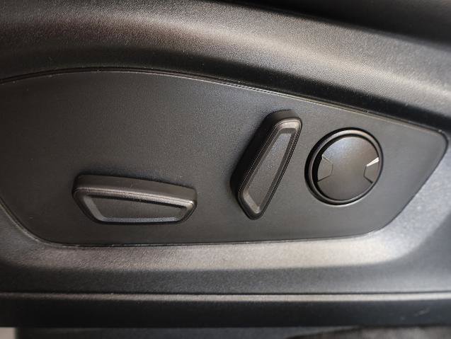 Certified 2023 Ford Explorer XLT w/ Equipment Group 202A image 23