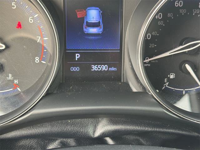 Used 2019 Toyota C-HR XLE image 24