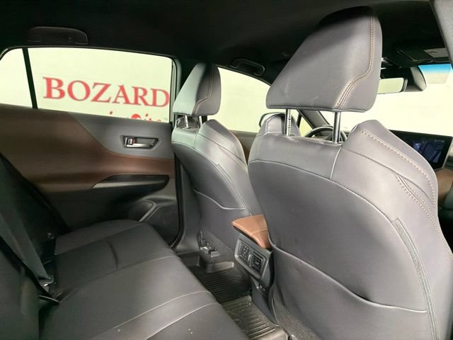 Used 2024 Toyota Venza XLE AWD/4WD image 19