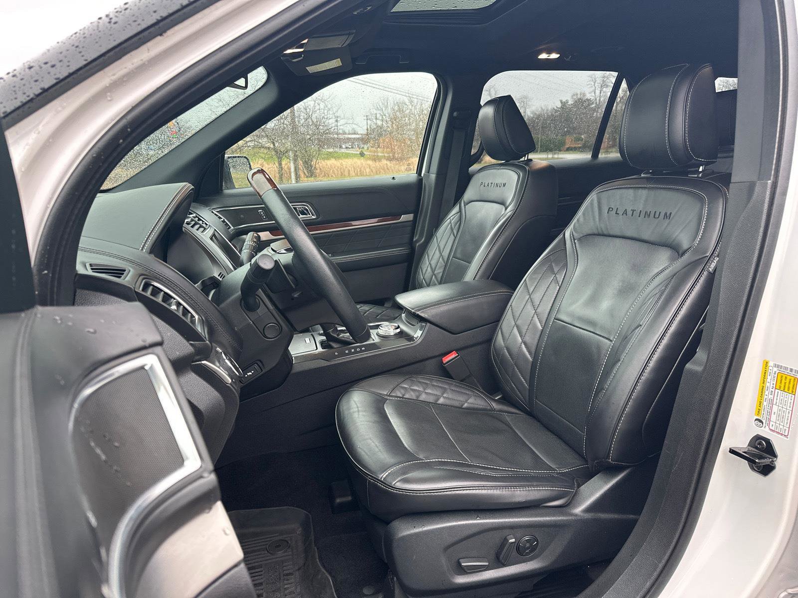 Certified 2019 Ford Explorer Platinum image 6