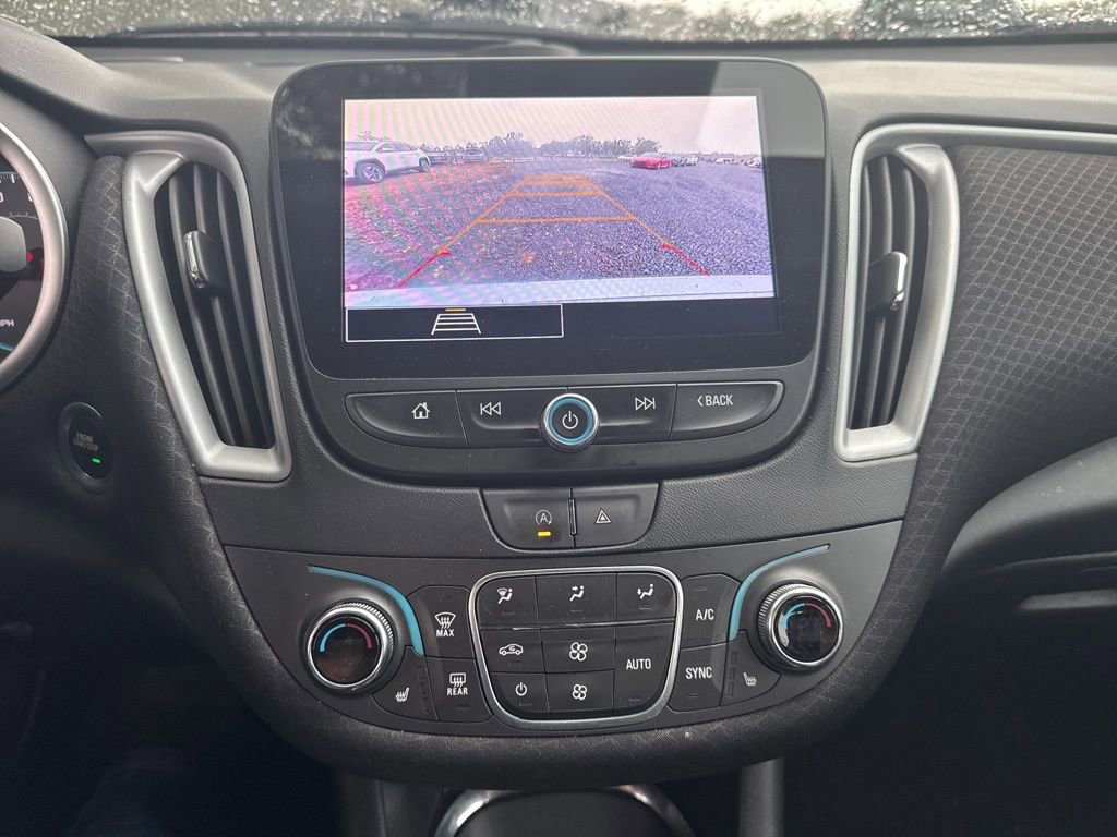 Used 2024 Chevrolet Malibu LT image 17
