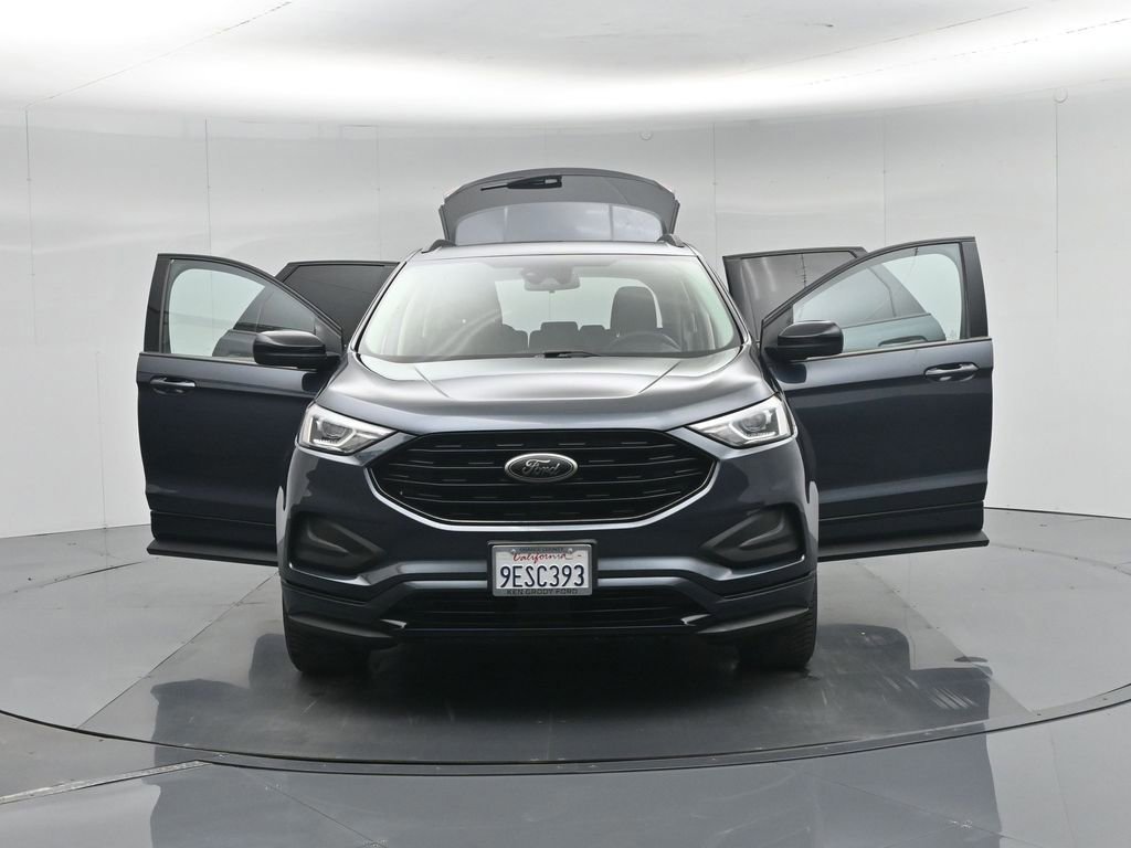 Certified 2022 Ford Edge SE w/ Black Appearance Package image 55