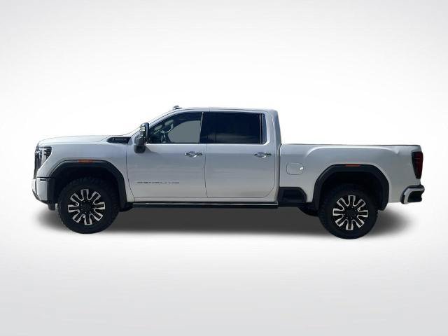 Used 2024 GMC Sierra 2500 Denali Ultimate AWD/4WD image 8