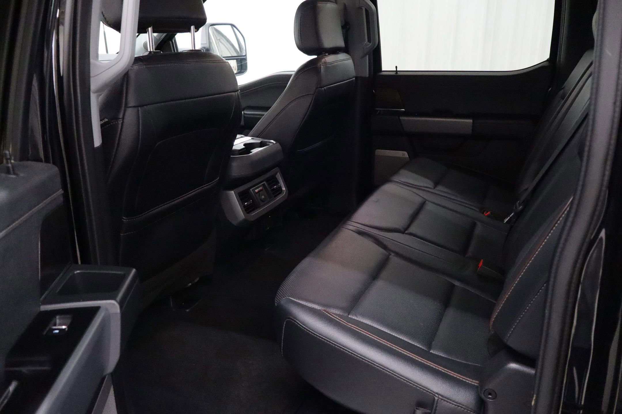 Certified 2023 Ford F250 Lariat w/ Sport Appearance Package image 40