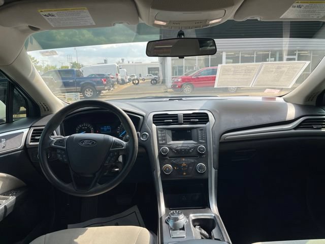 Certified 2018 Ford Fusion S FWD image 23