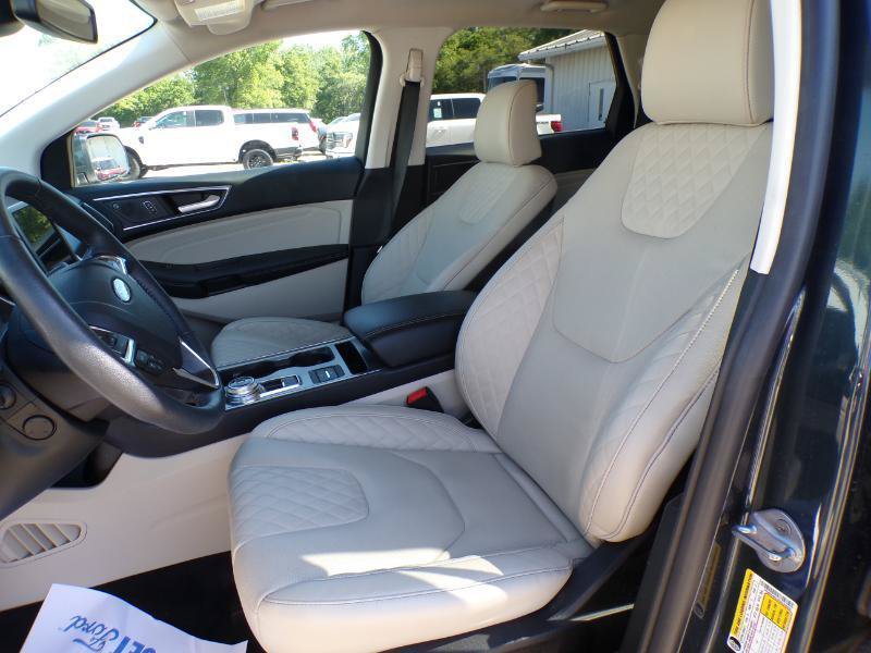 Certified 2024 Ford Edge Titanium w/ Equipment Group 301A AWD/4WD image 5