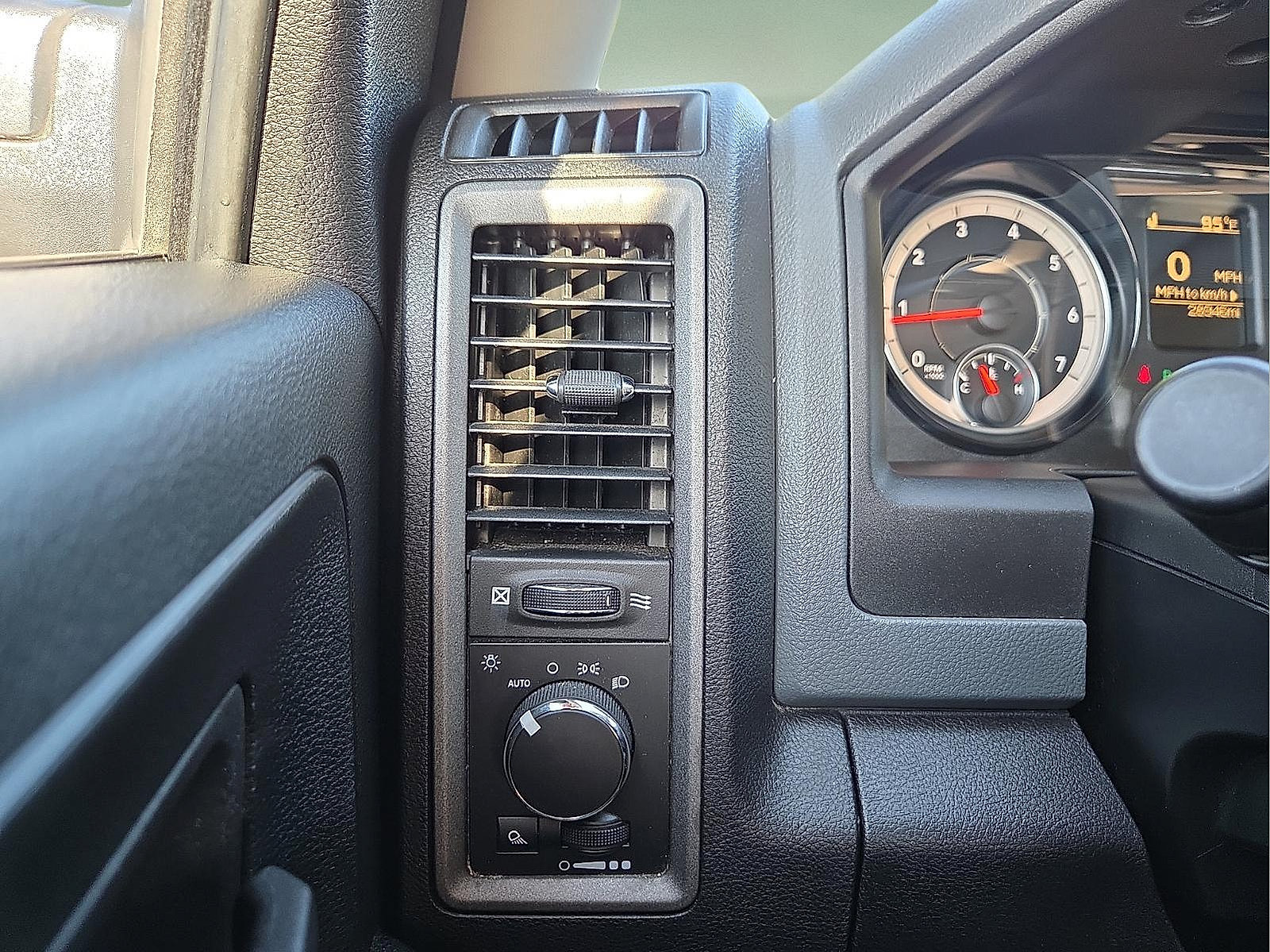 Used 2018 RAM 1500 Tradesman w/ Popular Equipment Group AWD/4WD image 21