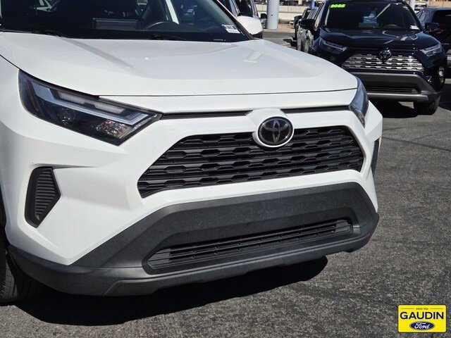 Used 2023 Toyota RAV4 XLE FWD image 2