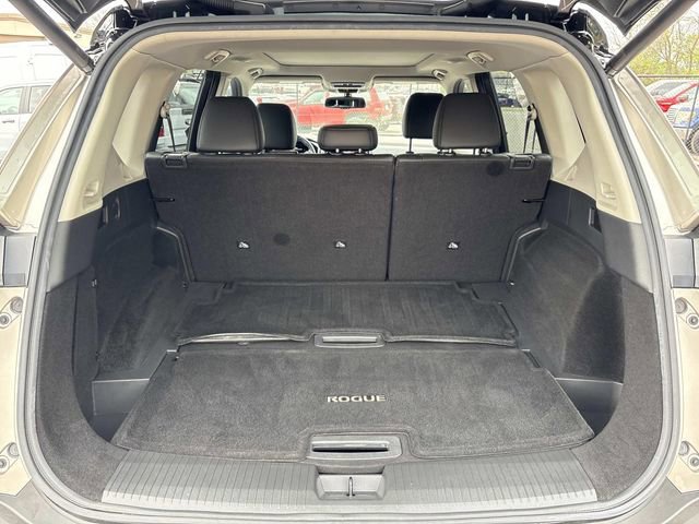 Used 2021 Nissan Rogue Platinum image 13