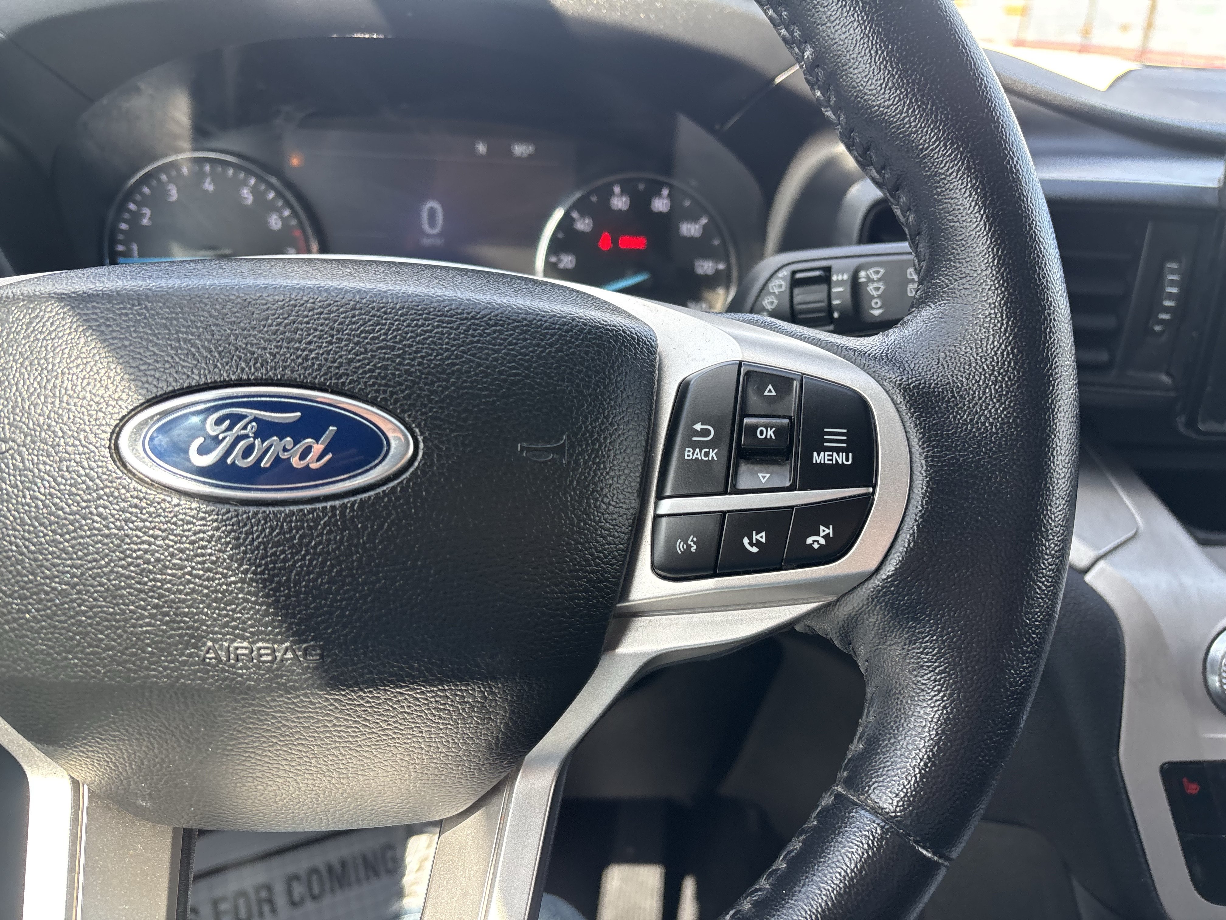 Certified 2022 Ford Explorer XLT RWD image 27