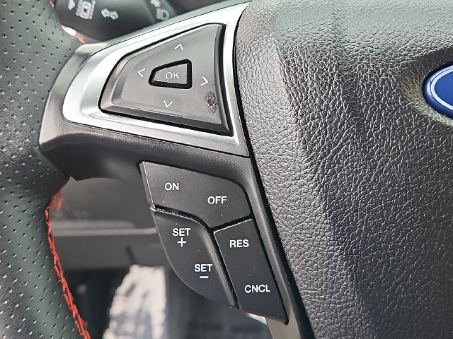 Certified 2024 Ford Edge ST-Line AWD/4WD image 13