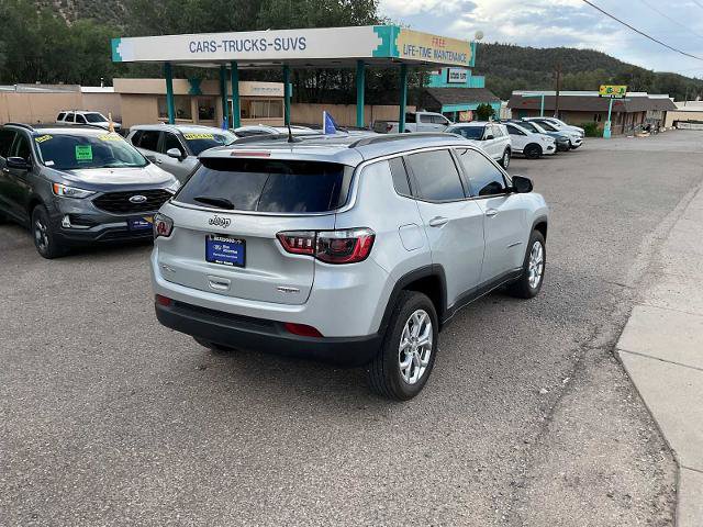 Used 2024 Jeep Compass Latitude AWD/4WD image 11