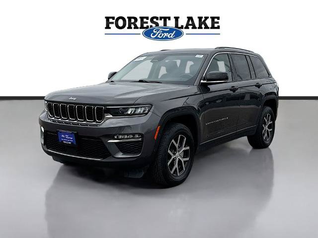 Used 2023 Jeep Grand Cherokee Limited AWD/4WD image 3