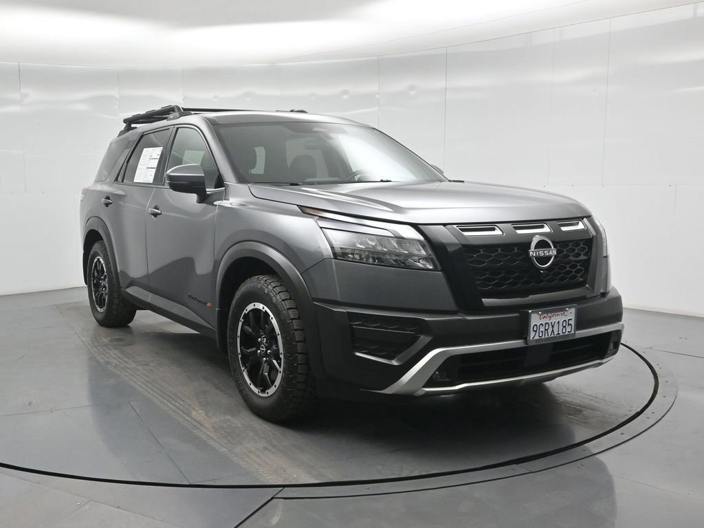 Used 2023 Nissan Pathfinder Rock Creek image 2