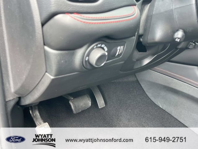 Used 2024 Dodge Durango GT RWD image 30