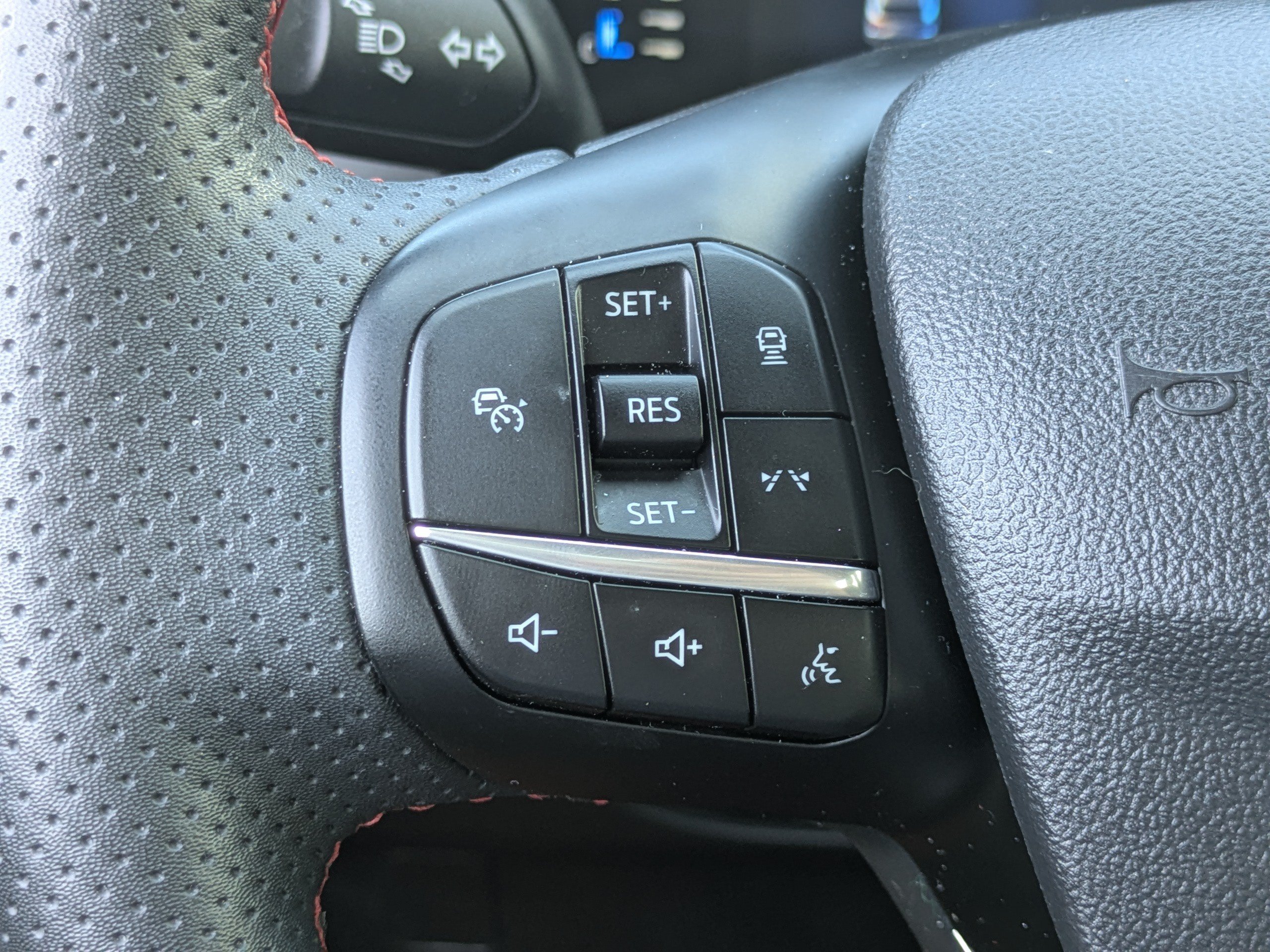 Certified 2023 Ford Escape ST-Line w/ Tech Pack #1 FWD image 21