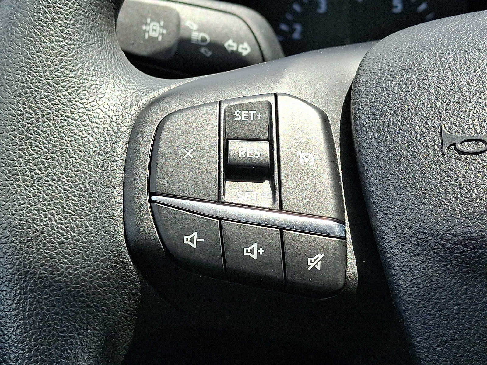 Certified 2022 Ford Escape S AWD/4WD image 24