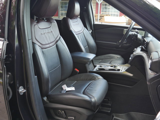 Certified 2020 Ford Explorer Platinum w/ Premium Technology Package AWD/4WD image 28