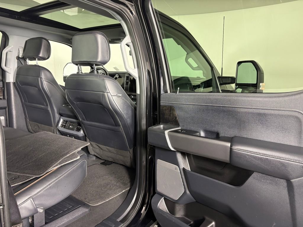 Certified 2025 Ford F350 Lariat AWD/4WD image 33