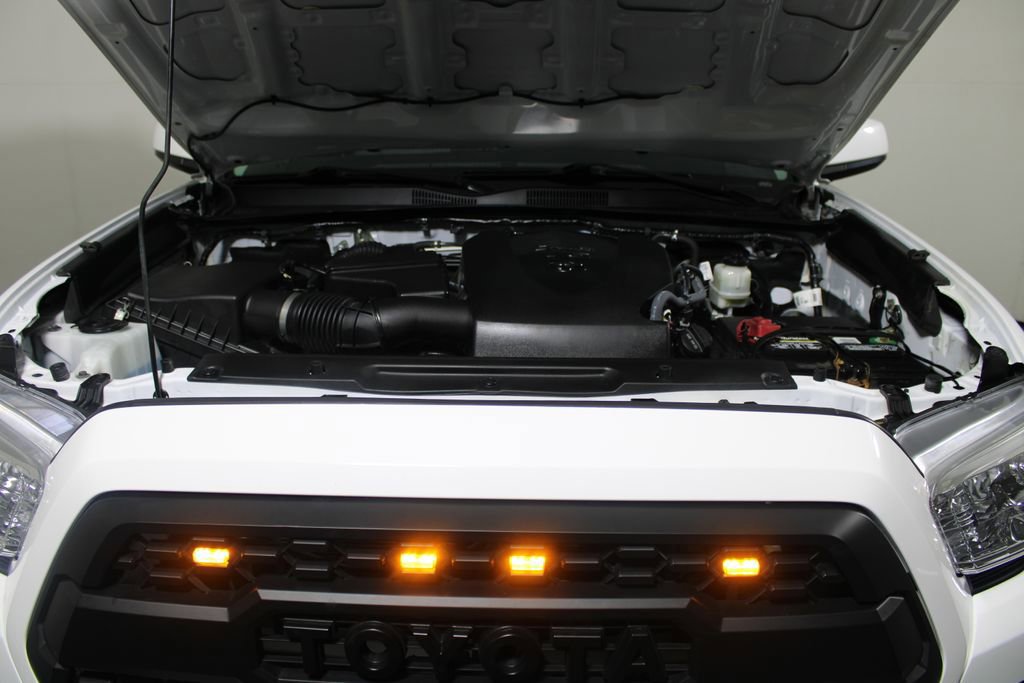 Used 2022 Toyota Tacoma SR5 image 7