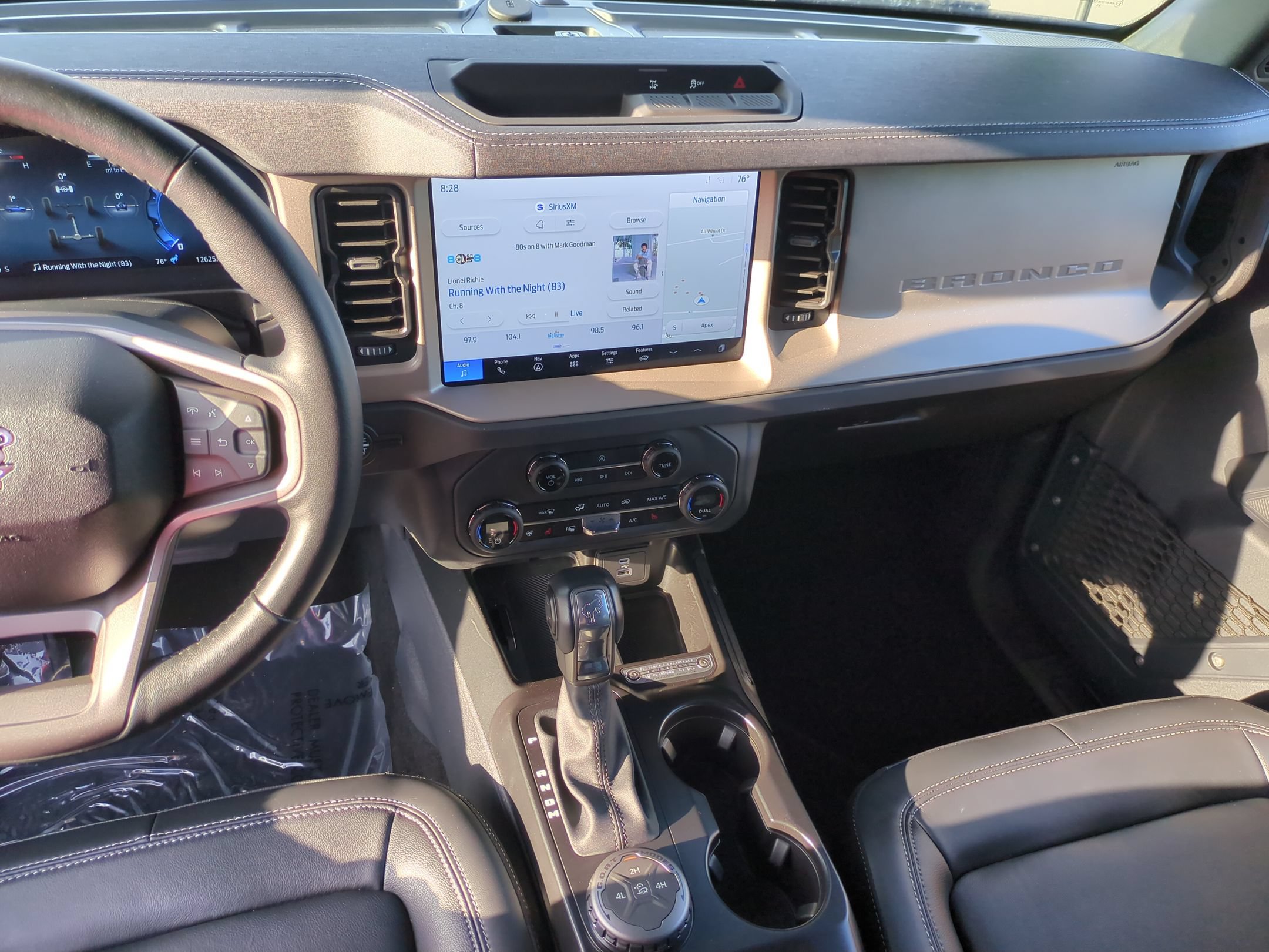 Certified 2025 Ford Bronco Outer Banks AWD/4WD image 23