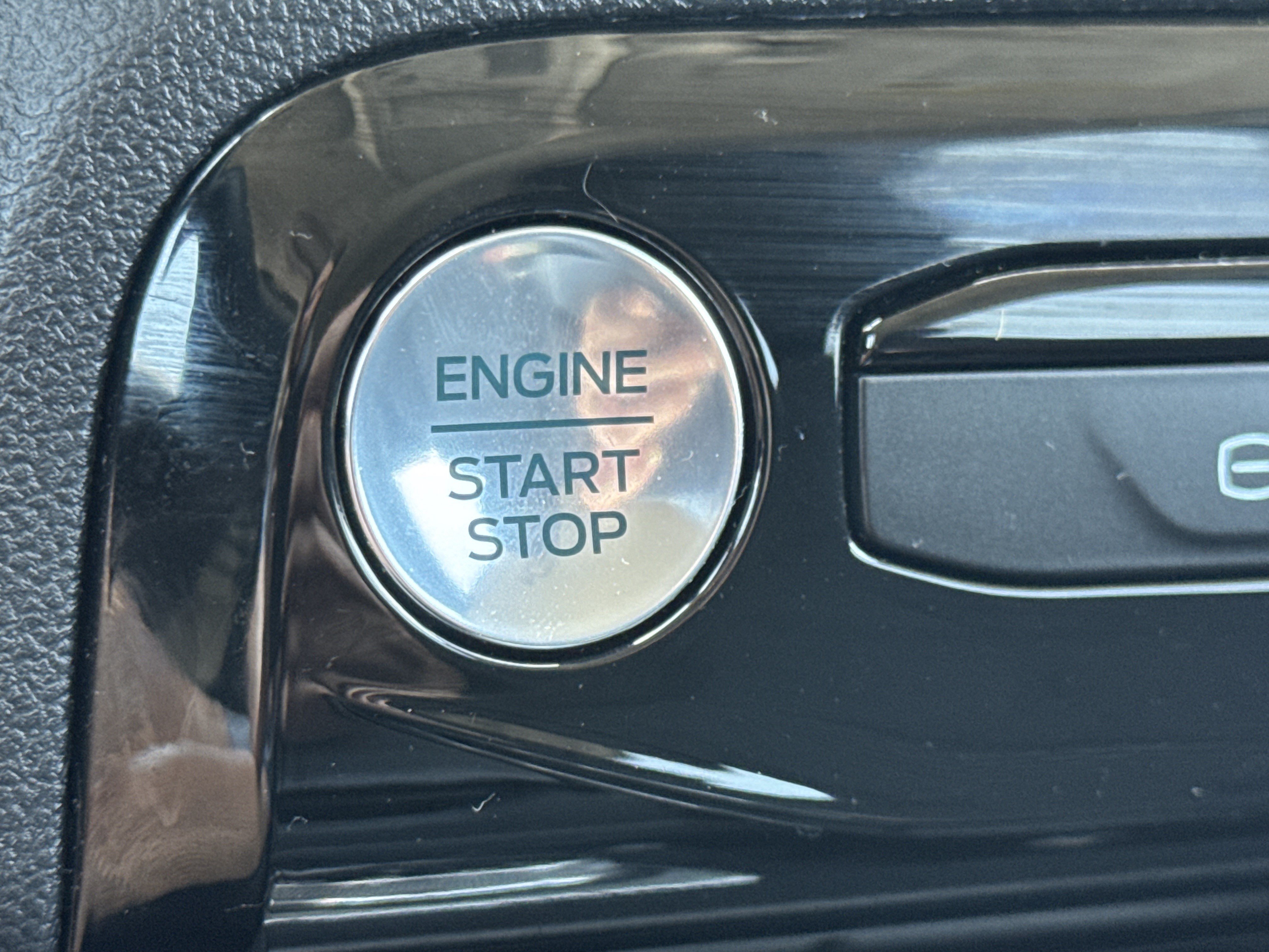 Certified 2023 Ford Escape Active w/ Tech Pack #1 FWD image 24