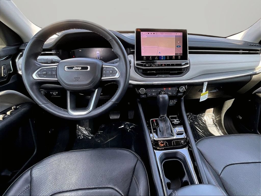 Used 2022 Jeep Compass Limited w/ Elite Group AWD/4WD image 7