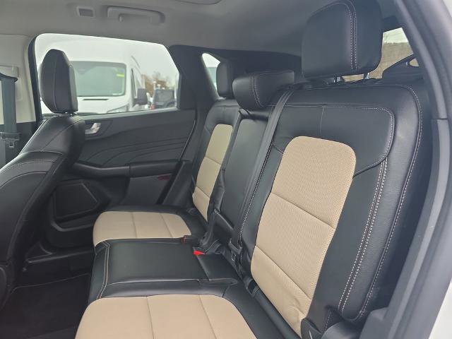 Certified 2022 Ford Escape Titanium w/ Titanium Elite Package image 26