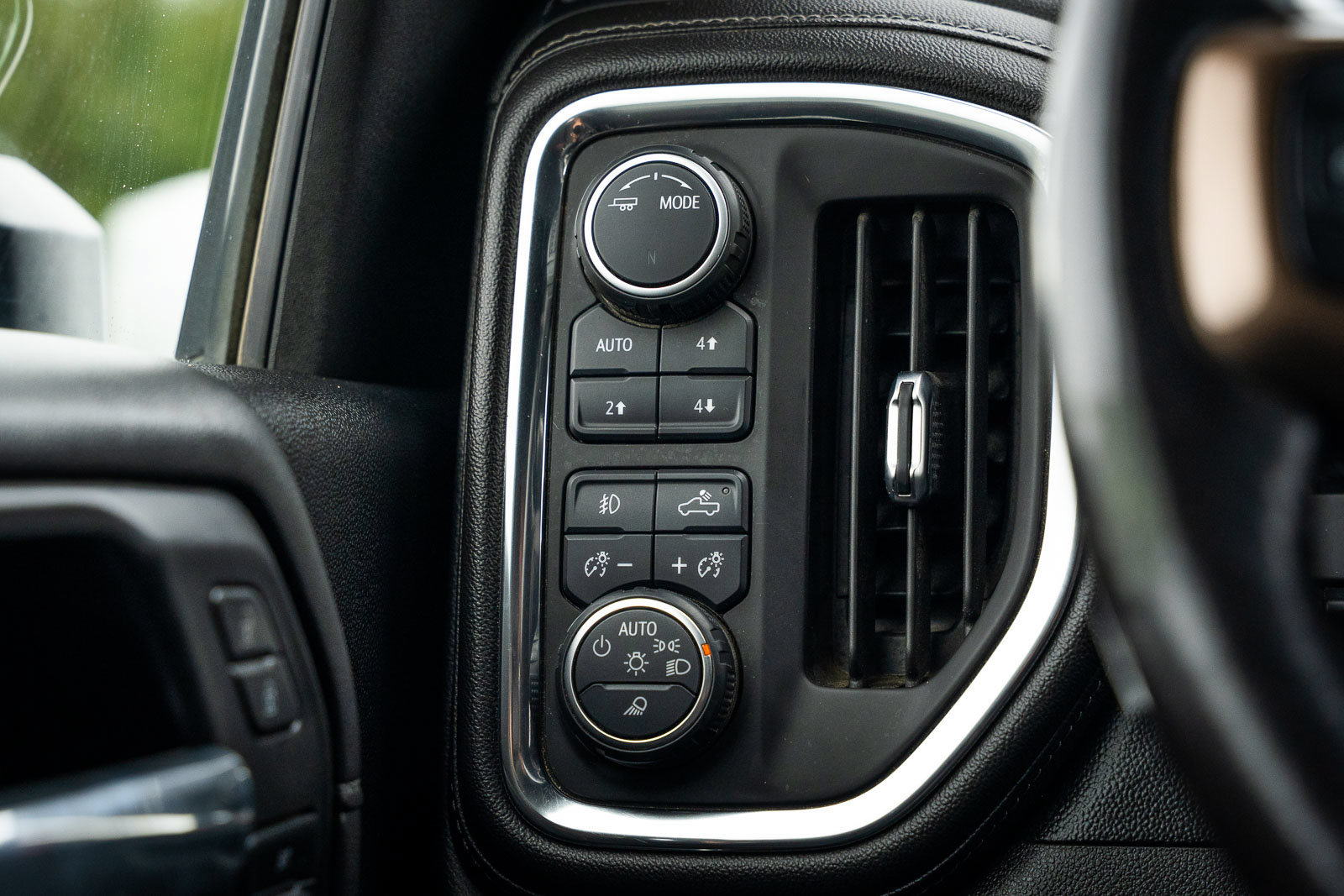 Used 2021 Chevrolet Silverado 3500 High Country AWD/4WD image 27
