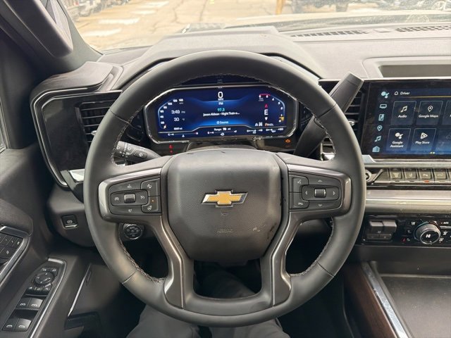 Used 2025 Chevrolet Silverado 3500 High Country w/ High Country Premium Package image 17