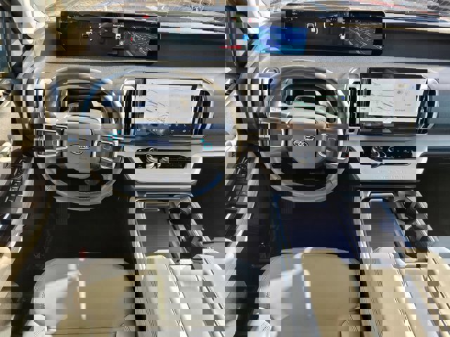 Certified 2025 Ford Expedition Max Active image 13